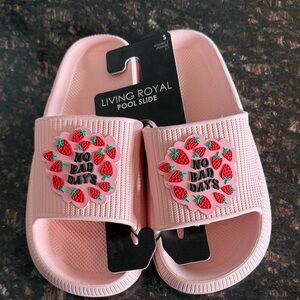 Woman’s Pink Pool Slides